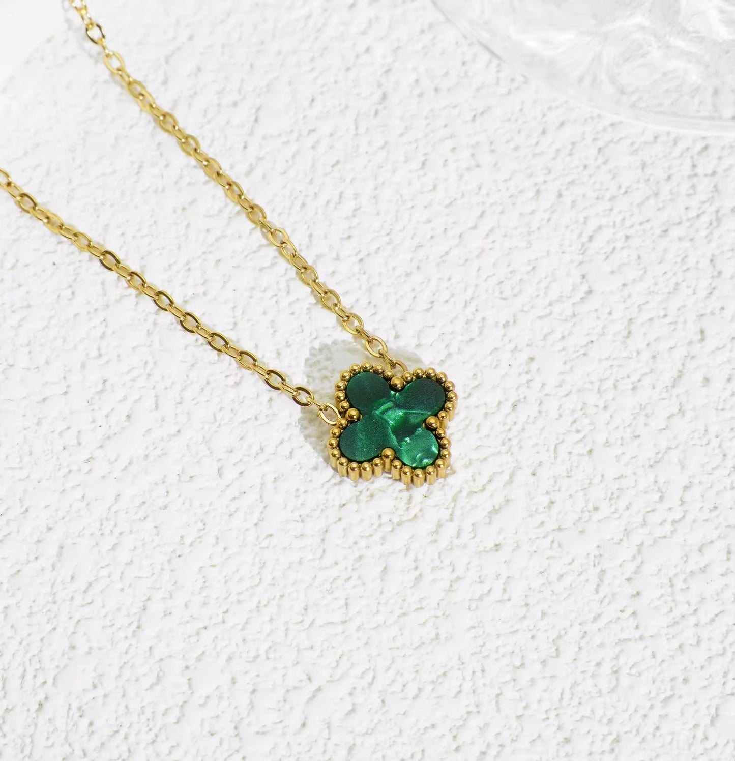 Emerald Single Clover Ketting 18K